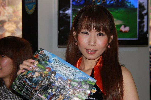 【TGS2015】熱気あふれる一般公開日初日、熱さを吹き飛ばしてくれる美女たちを紹介