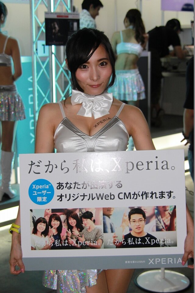 【TGS2015】熱気あふれる一般公開日初日、熱さを吹き飛ばしてくれる美女たちを紹介