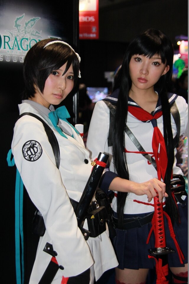 【TGS2015】熱気あふれる一般公開日初日、熱さを吹き飛ばしてくれる美女たちを紹介