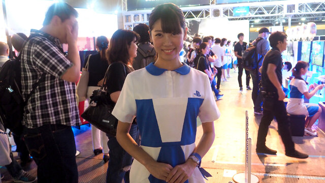 【TGS2016】コンパニオンさんに隠された秘密とは…！熱気渦巻くSIEブースフォトレポ