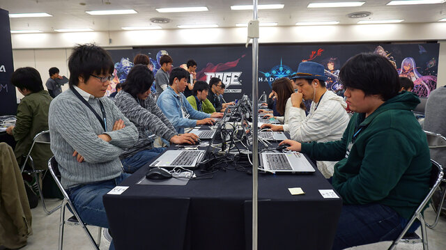 【レポート】「RAGE Vol,3」『シャドウバース』予選大会で約1000名が決勝進出かけて戦う