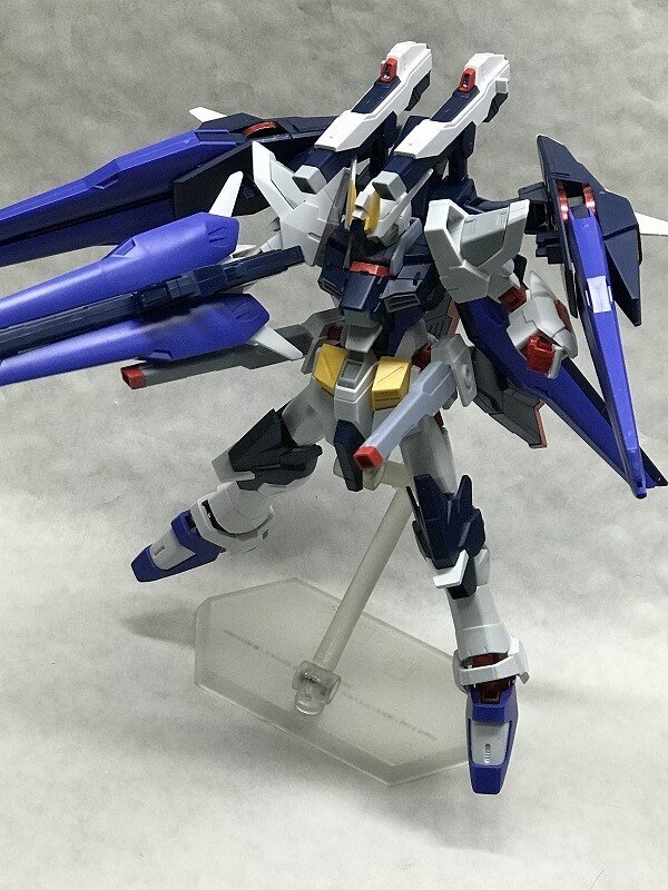 【日々気まぐレポ】第192回 新たなるメイジンの機体が登場！「HGBF アメイジングストライクフリーダムガンダム」を組んでみた