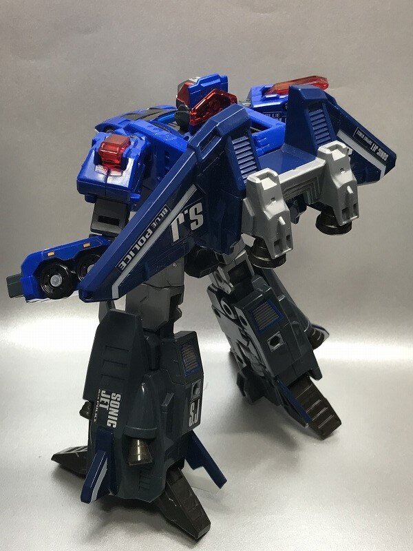 【日々気まぐレポ】第198回 「ドライブヘッド」にサポートビークル登場！第1弾「ソニックジェット」でシンクロ合体を楽しもう