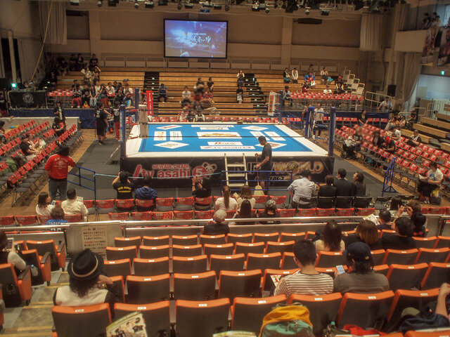 新日本プロレス「BEST OF THE SUPER Jr.25」会場レポ―ロビーが、リングが、『ファイプロワールド』仕様に！