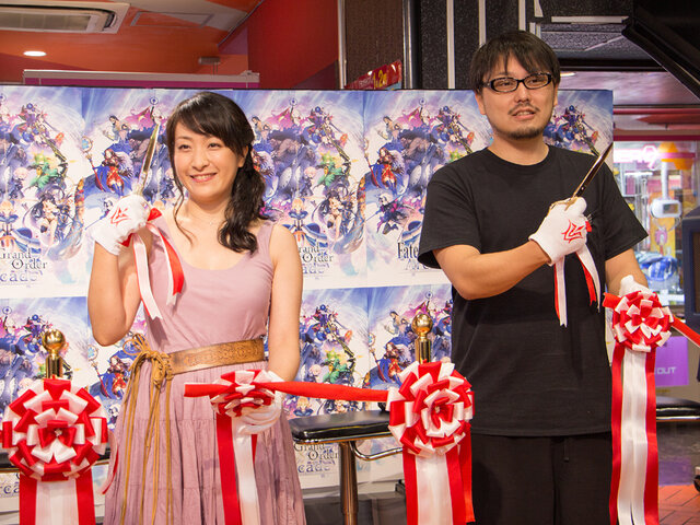『FGOアーケード』稼働記念で植田佳奈さん、塩川氏らがテープカット！TYPE-MOONからのメッセージも