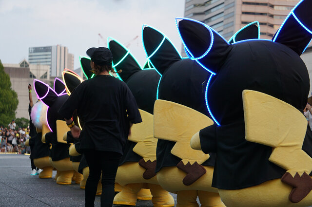 1,500匹以上のピカチュウが今年も横浜で大量発生チュウ！イーブイも世界発の大行進を披露【フォトレポ】