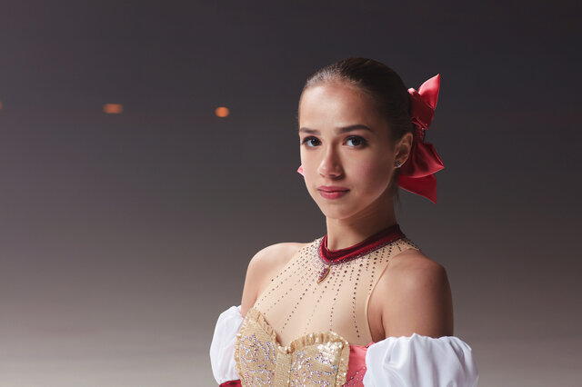 平昌五輪フィギュア金メダリスト・ザギトワ選手、魔法少女になる―『マギレコ』1周年記念CM公開