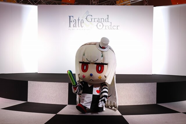 『FGO』冬祭りスタート！女主人公はピエロにフォウくんは玉乗り、サーカス仕様で華やかな会場