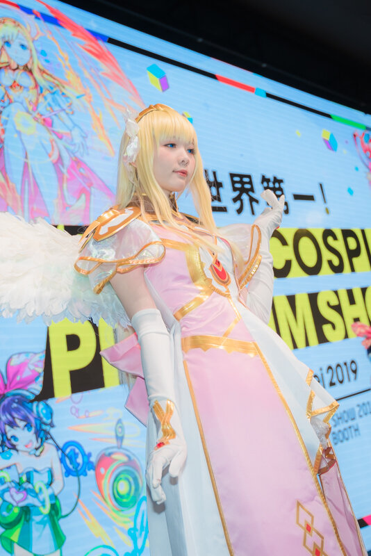 『モンスト』ブースで豪華コスプレショー開催！日本のえなこ、台湾のMomoら人気レイヤー競演！【台北ゲームショウ2019】