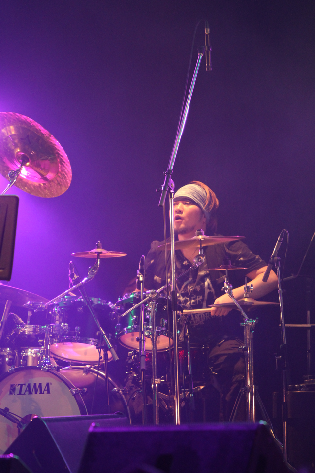 「FACE to FACE vol.1 ～Kenji Ito & Stella Magna～」ライブレポート 「伊藤賢治スペシャルバンド」編