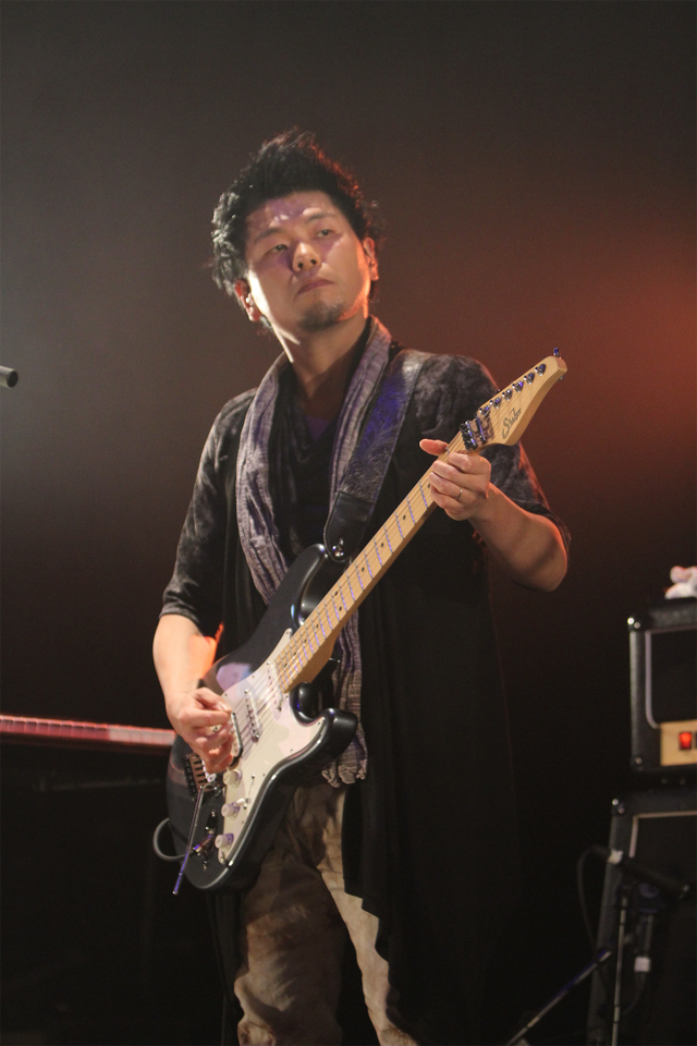 「FACE to FACE vol.1 ～Kenji Ito & Stella Magna～」ライブレポート 「伊藤賢治スペシャルバンド」編