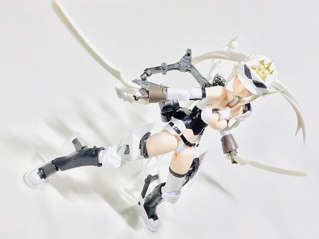 あの「武装神姫」がついに帰ってきた！メガミデバイス版第1弾「エーデルワイス」を組み立ててみた【特集】