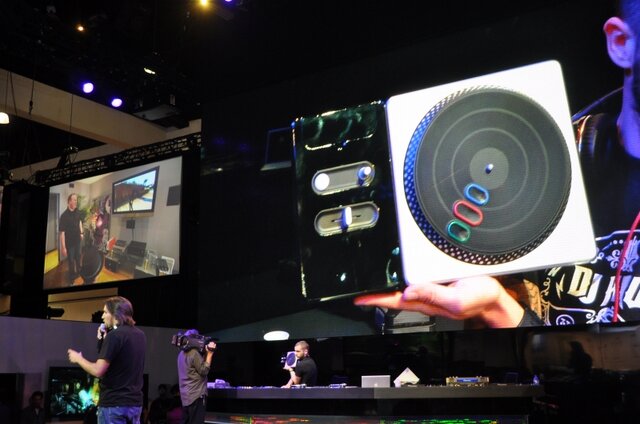 【E3 2009】アクティビジョン『DJ HERO』の実演をムービーで紹介