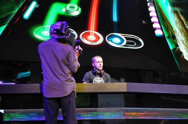 【E3 2009】アクティビジョン『DJ HERO』の実演をムービーで紹介