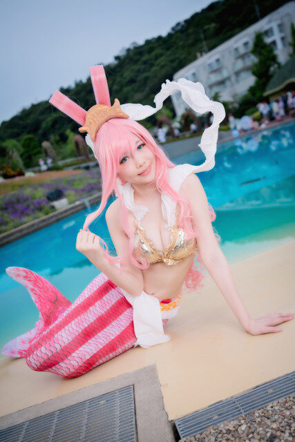 【コスプレ】真夏の夜にネロ、ナルメアほか人気キャラが魅惑！「ラグコス2019」水着美女レイヤーまとめ（後編）【写真122枚】