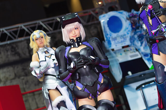 幕張メッセが特異点になる「FGOフェス2019」が開幕！マスターを出迎える公式コスプレイヤーと着ぐるみ速報【写真50枚】