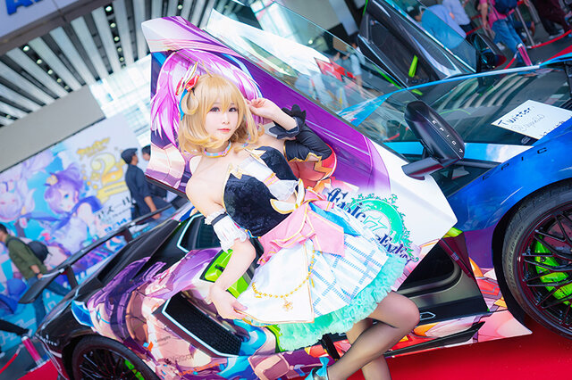 名だたる中国公式コスプレイヤーから痛車展示まで！アークナイツ、Epic Seven、ネコぱらいてん！の本気度を見よ【写真57枚】