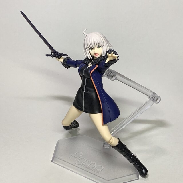 figma『FGO』シリーズ最新作「ジャンヌ・ダルク〔オルタ〕新宿Ver.」レビュー！霊衣解放時の表情パーツも付属【特集】