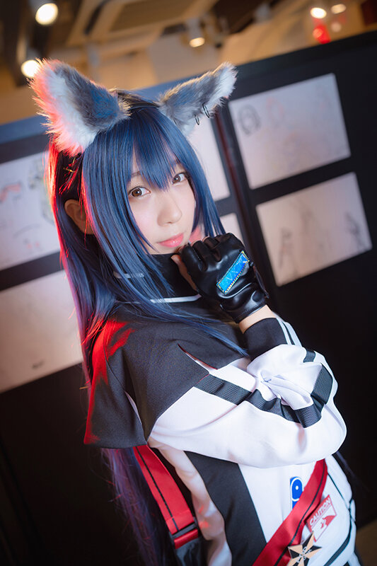 【コスプレ】『アークナイツ』テキサス伊織もえが秋葉原でハッピーバレンタインをお届け！【写真23枚】