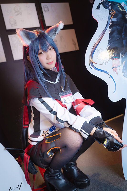 【コスプレ】『アークナイツ』テキサス伊織もえが秋葉原でハッピーバレンタインをお届け！【写真23枚】